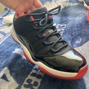 Jordan 11 low bred